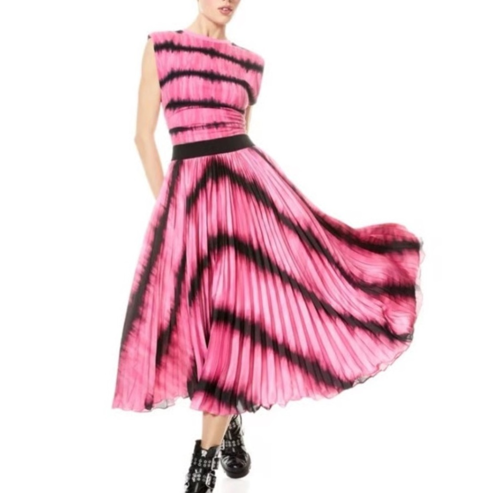 Alice + Olivia Desma Women’s Top + Katz Tie Dye Women’s Midi Skirt